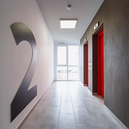 Azur Paradise Near City Center Oradea Ngoại thất bức ảnh